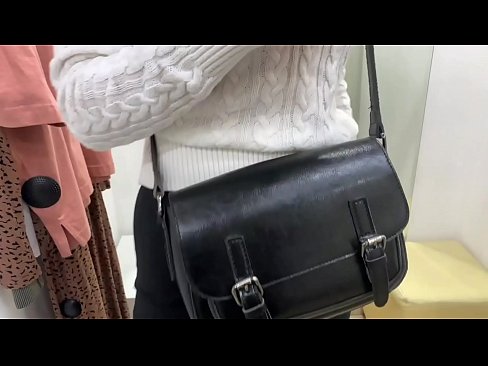 ❤️ Offentlig onani af ung kælling FeralBerry med en dildo i prøverummet ❤❌ Porn video at da.mysexgamer.ru ❌❤